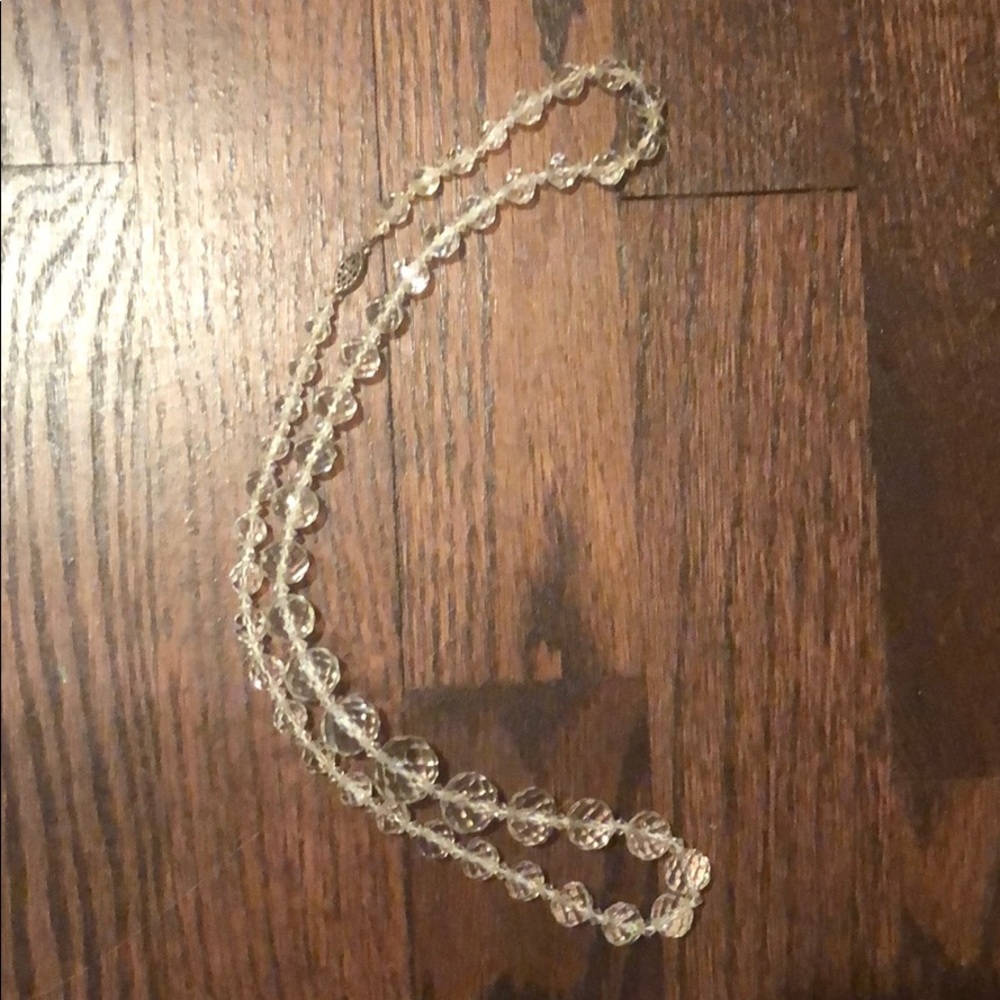 Beautiful beaded necklace with silver clasp